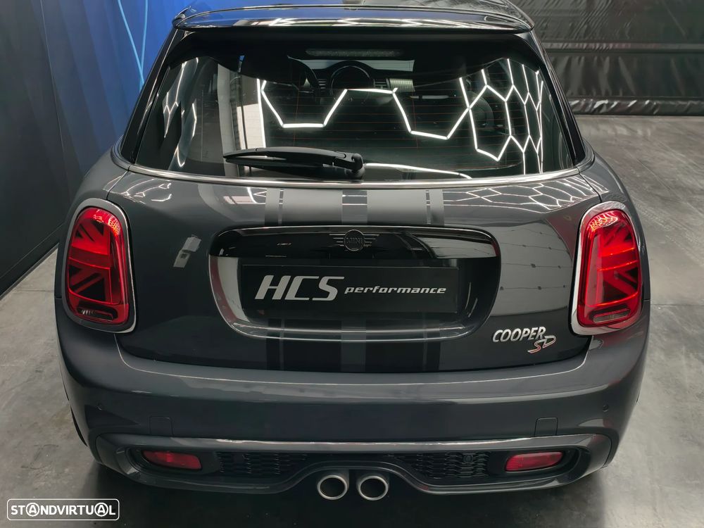 MINI 5 Portas Cooper SD Auto Desportiva - 10