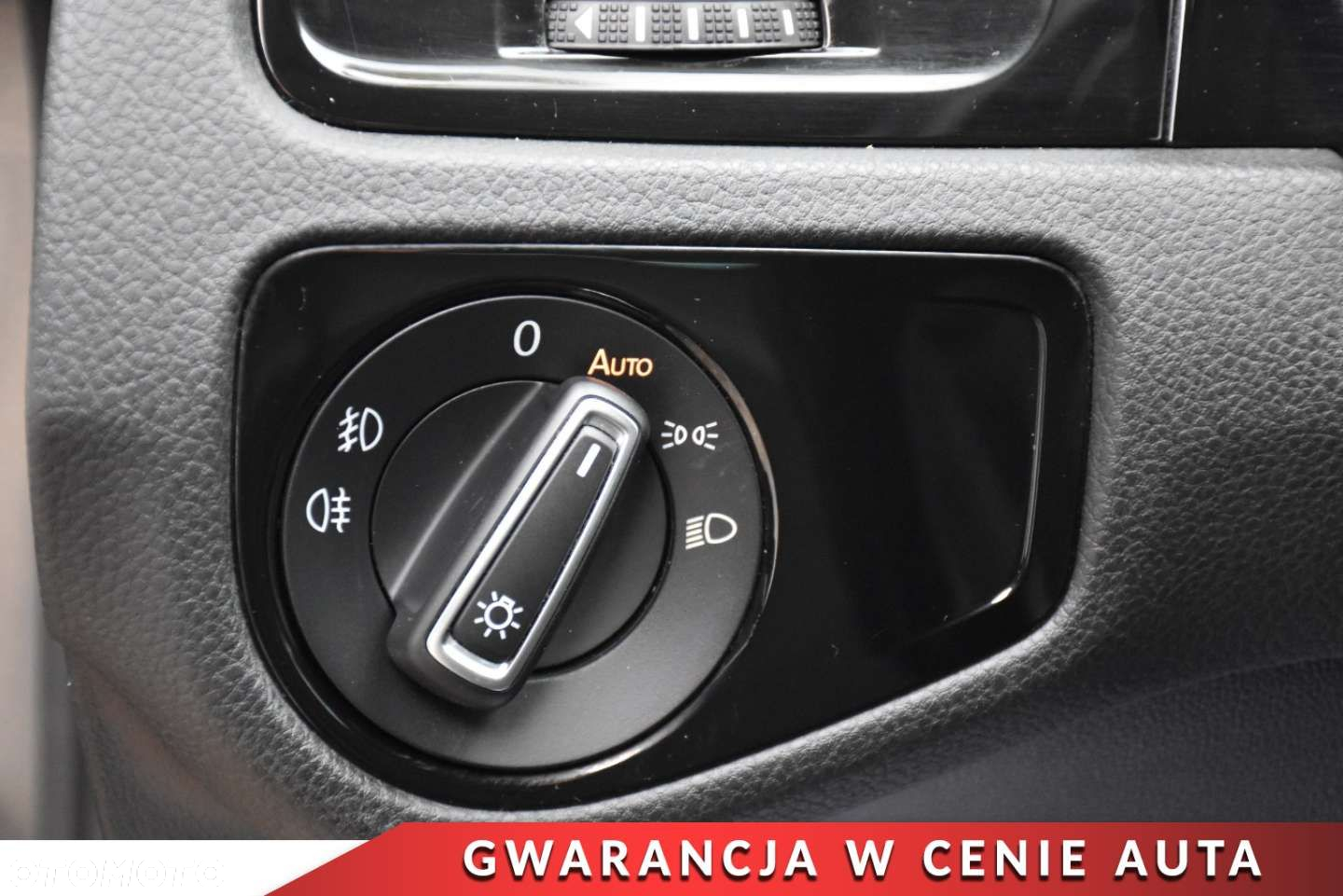 Volkswagen Golf Variant 1.4 TSI (BlueMotion Technology) DSG Highline - 26