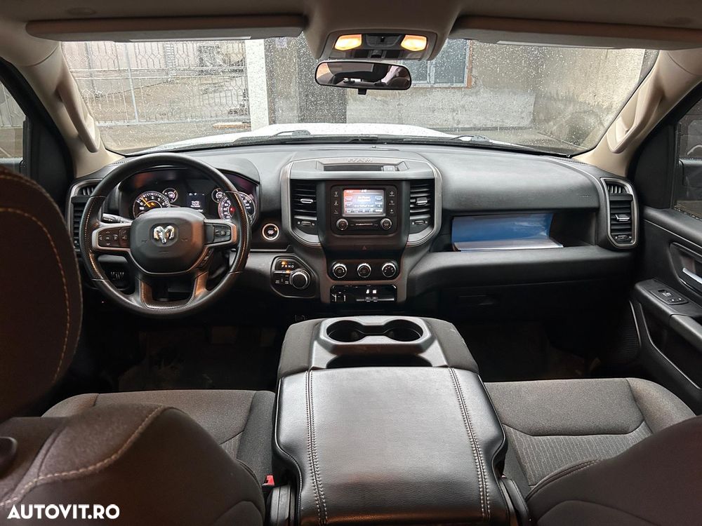 Dodge RAM - 12
