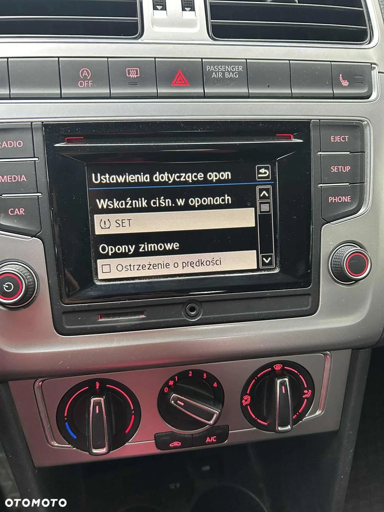 Volkswagen Polo - 30