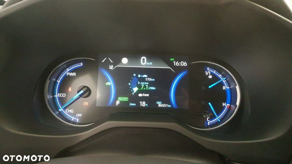 Toyota RAV4 - 22