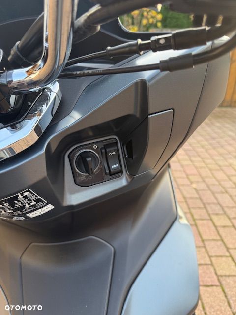 Honda PCX - 10