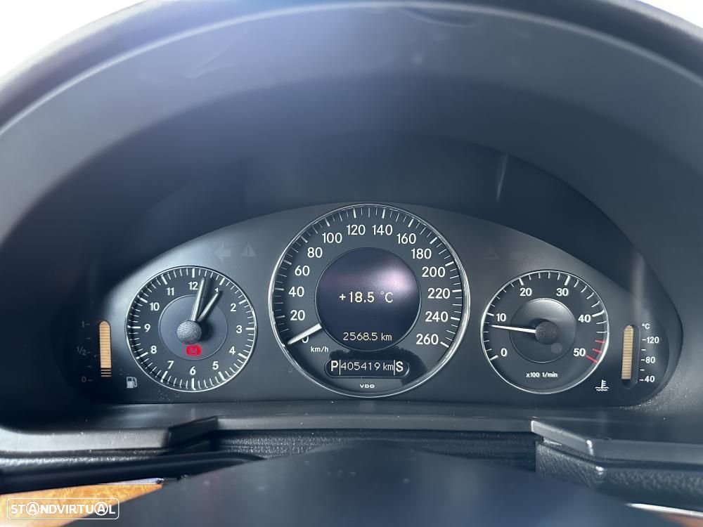 Mercedes-Benz E 270 - 26