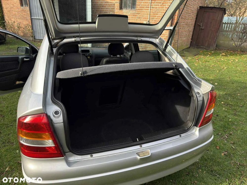 Opel Astra II 1.6 GL / Start - 12