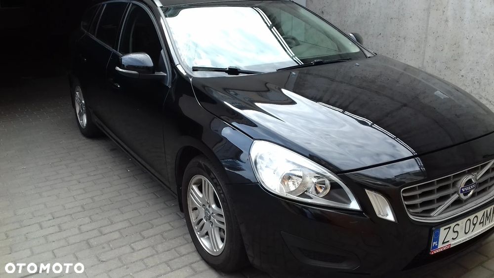 Volvo V60 D2 Momentum - 3