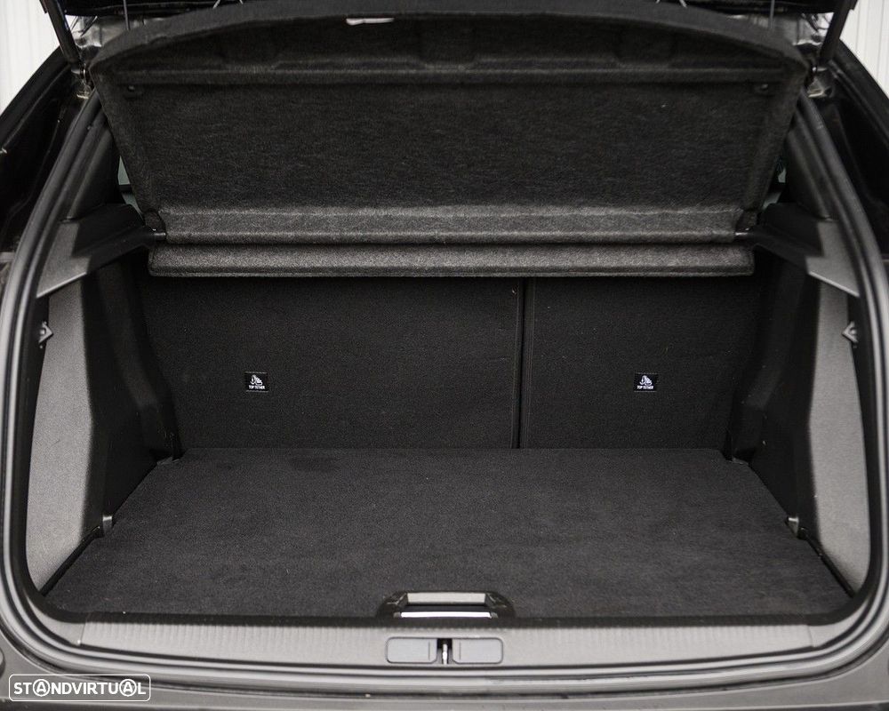 Peugeot 2008 1.2 PureTech Allure Pack - 20