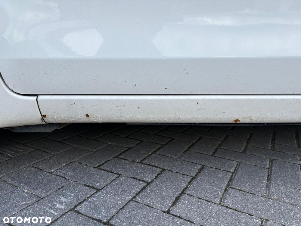 Toyota Yaris 1.0 Luna - 10
