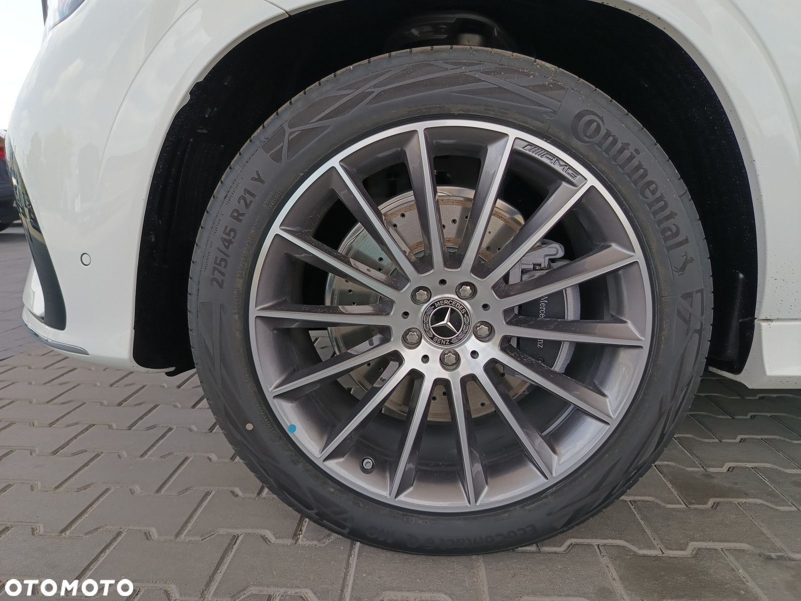 Mercedes-Benz GLE - 40