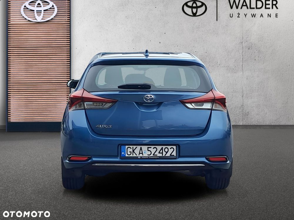 Toyota Auris - 4