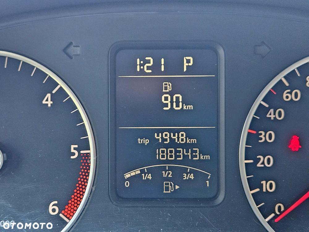 Volkswagen Polo 1.6 TDI DSG Highline - 24