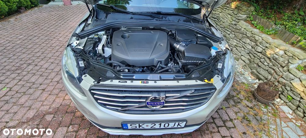 Volvo XC 60 D3 Momentum - 10