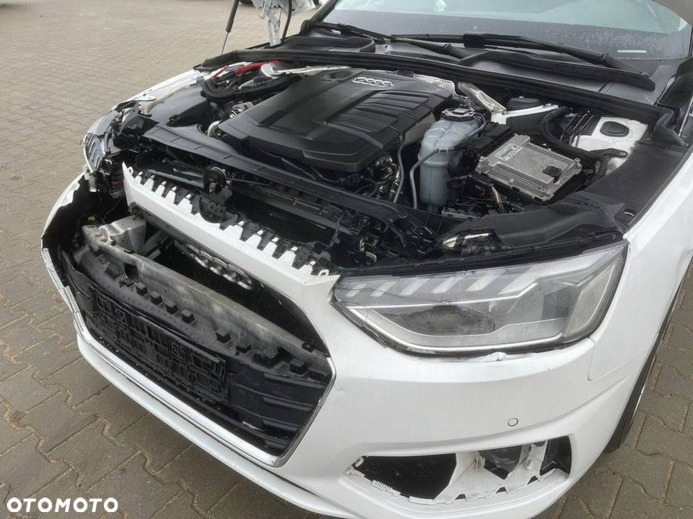 Audi A4 Limousine - 10