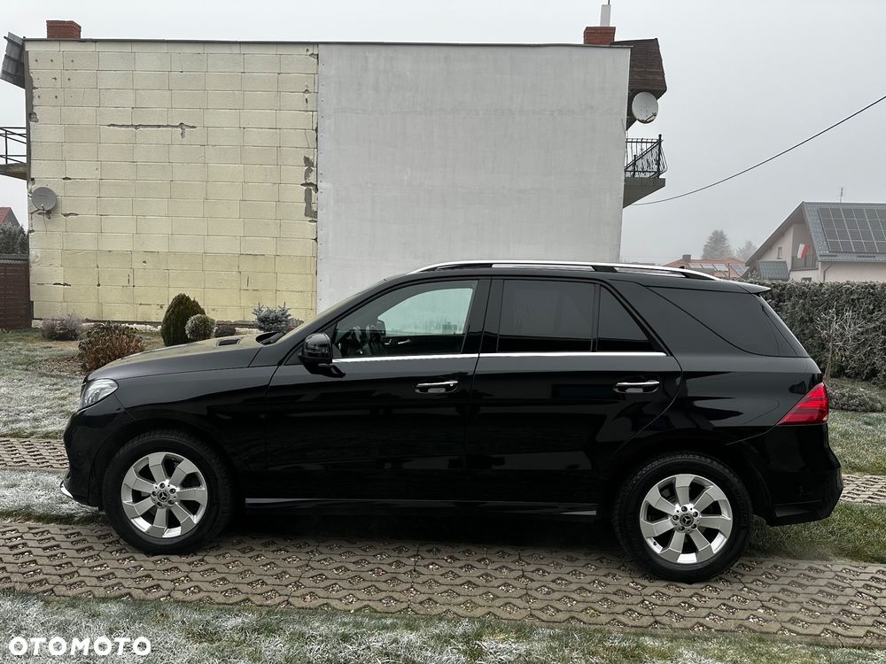 Mercedes-Benz GLE 350 d 4Matic 9G-TRONIC AMG Line - 3