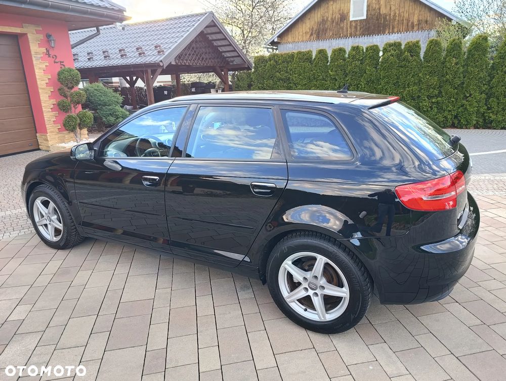 Audi A3 Sportback 2.0 TDI Ambiente - 14