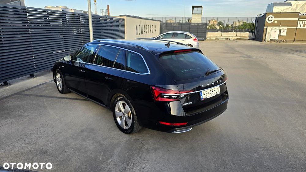 Skoda Superb 2.0 TDI SCR L&K DSG - 24