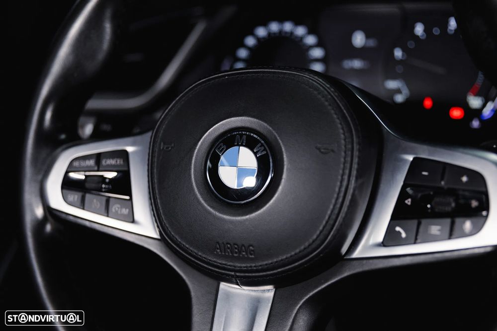 BMW 116 d Pack M Shadow - 11