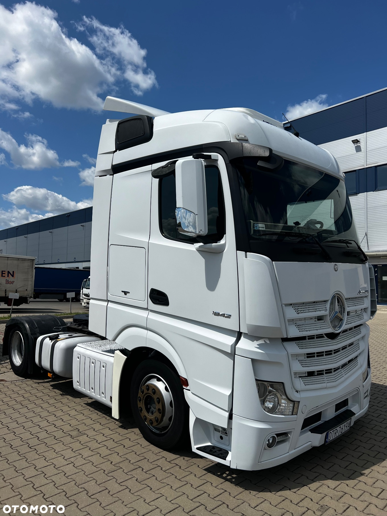 Mercedes-Benz Actros MP4 Low Deck - 3