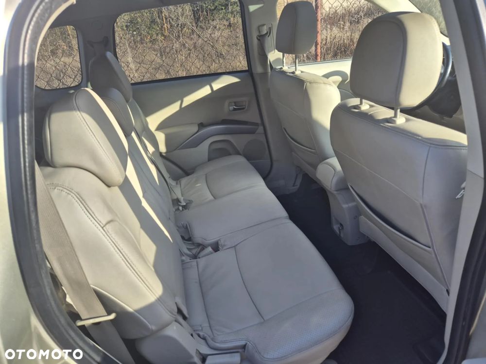 Mitsubishi Outlander 2.0 DID Instyle - 9
