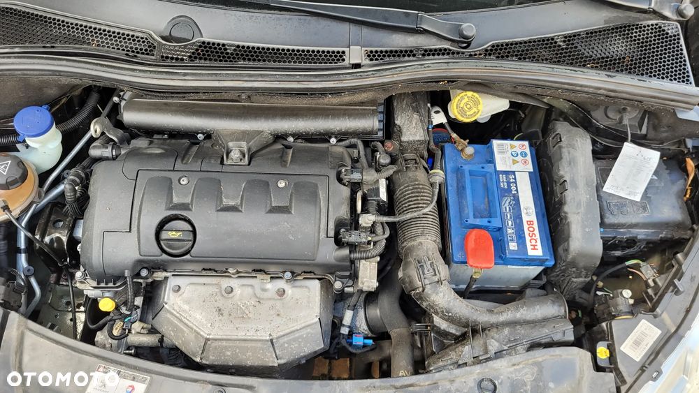 Peugeot 208 120 VTI Automatik Allure - 23