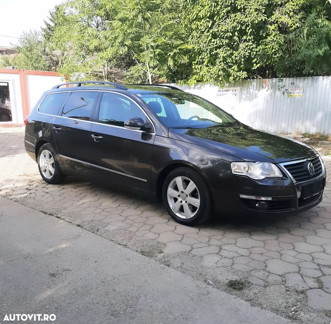 Volkswagen Passat 2.0 TDI DPF BlueMotion Technology Sportline - 4
