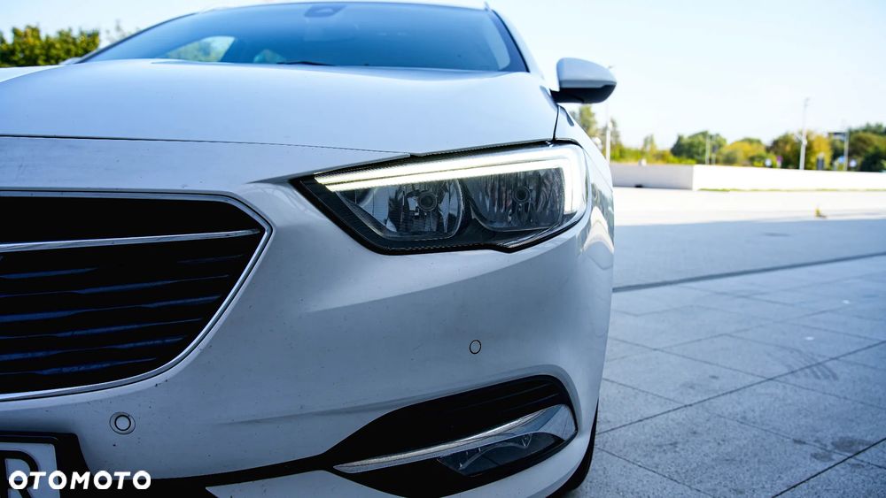 Opel Insignia 2.0 CDTI Innovation S&S - 10