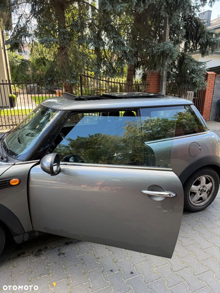 MINI Cooper Standard - 5