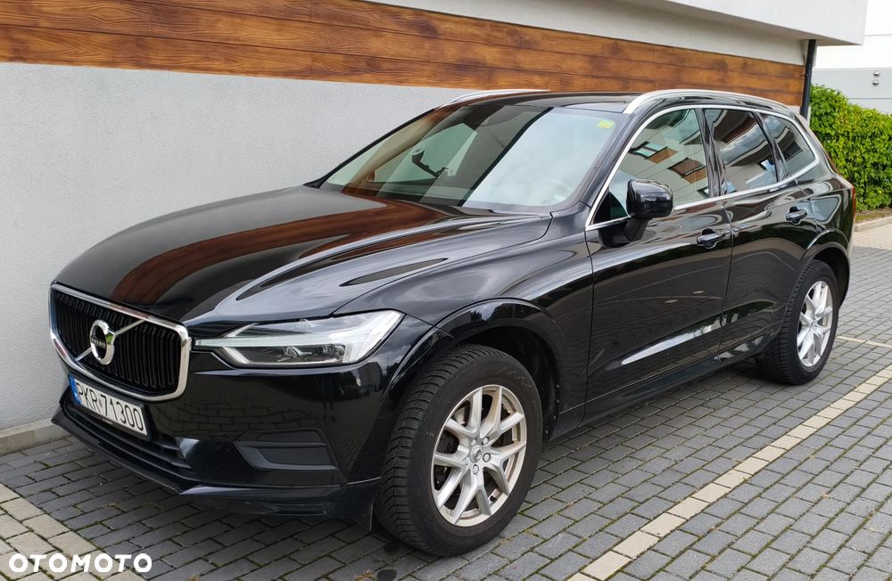 Volvo XC 60 D3 Momentum Pro - 1