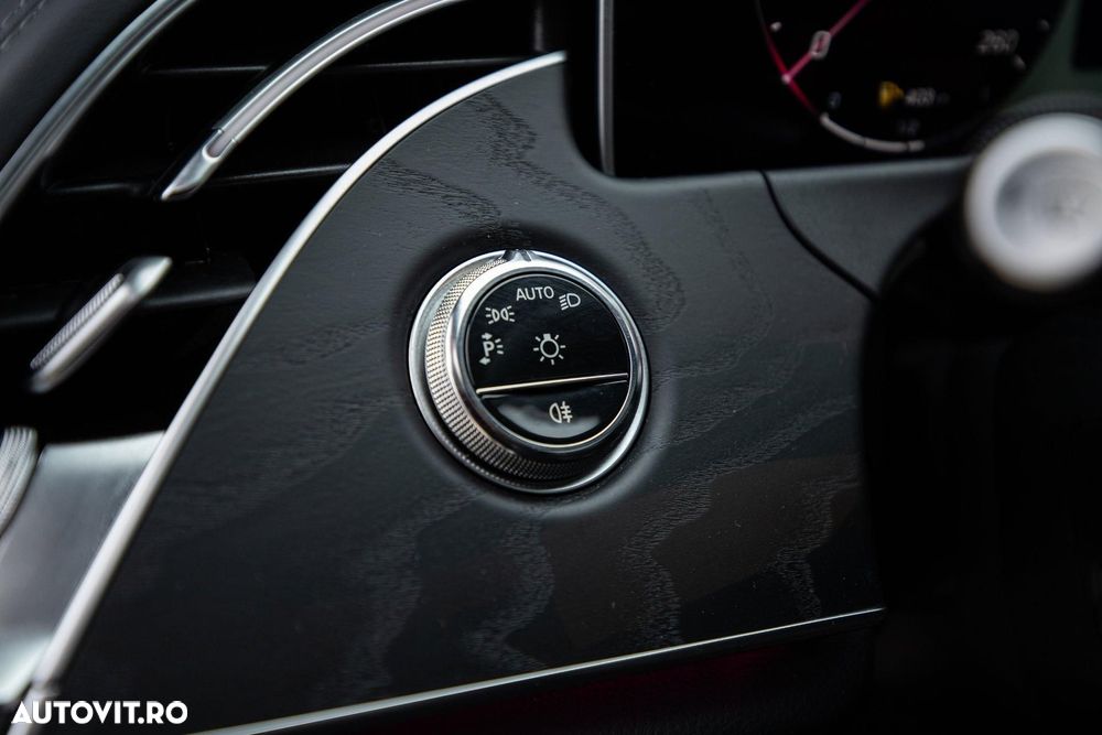 Mercedes-Benz E - 18