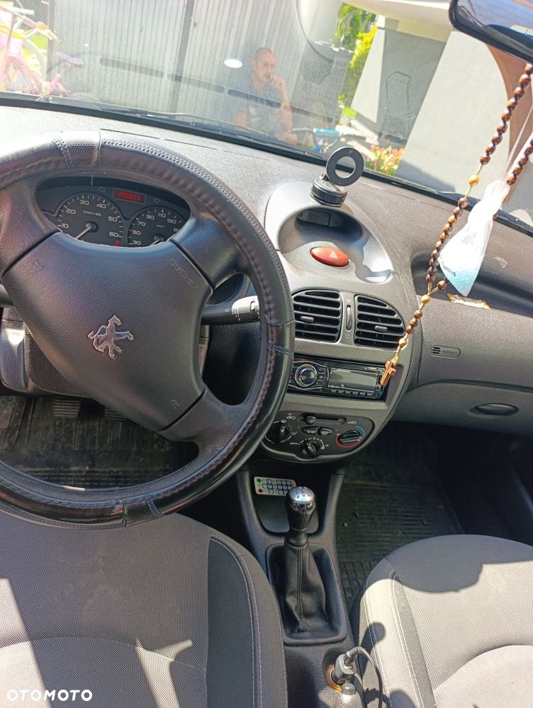 Peugeot 206 - 4