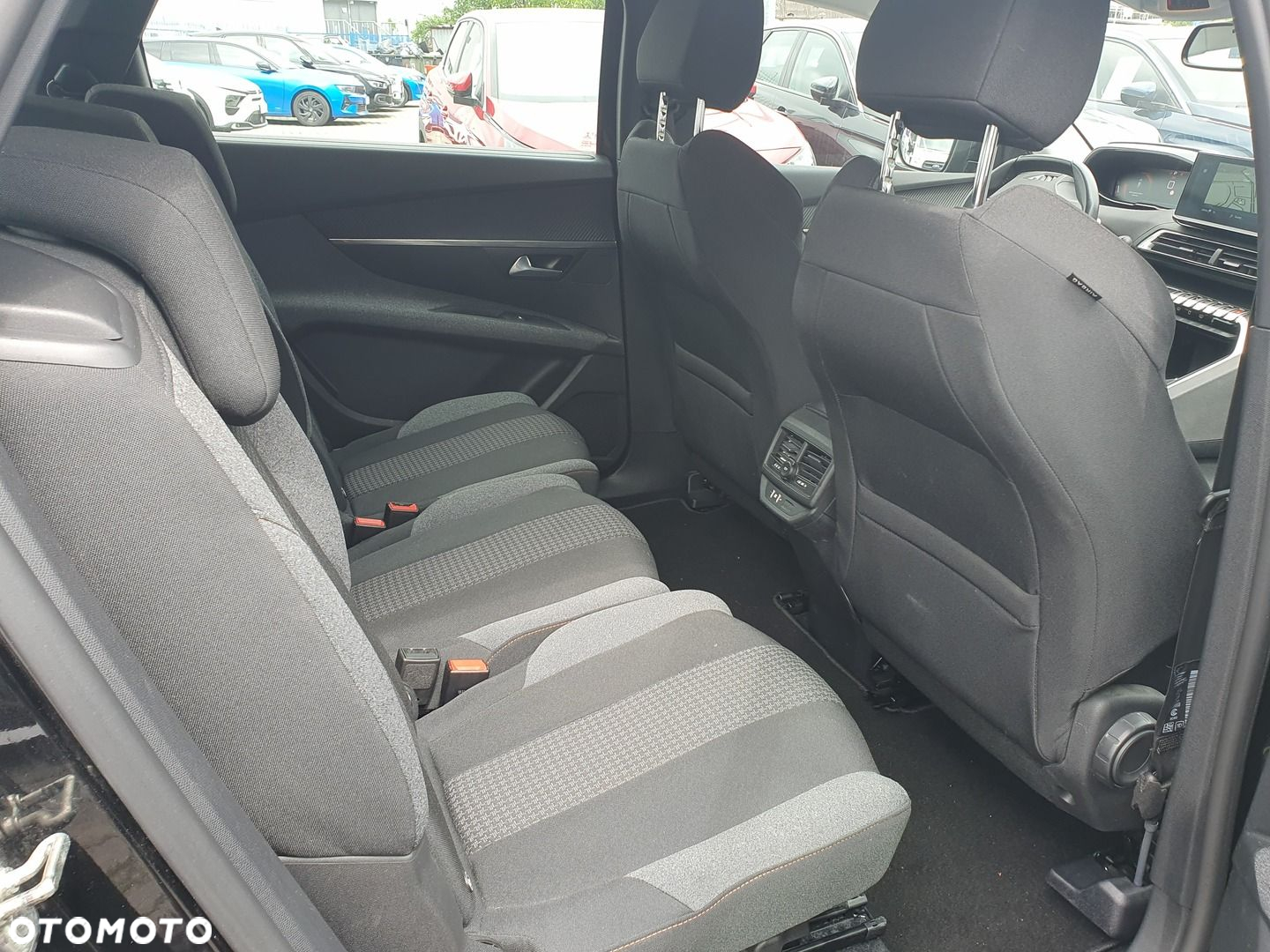 Peugeot 5008 1.5 BlueHDi Active Pack S&S EAT8 - 9