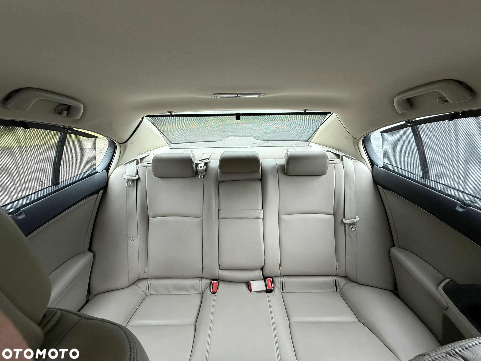 Toyota Avensis 2.0 Prestige NAVI MS - 25