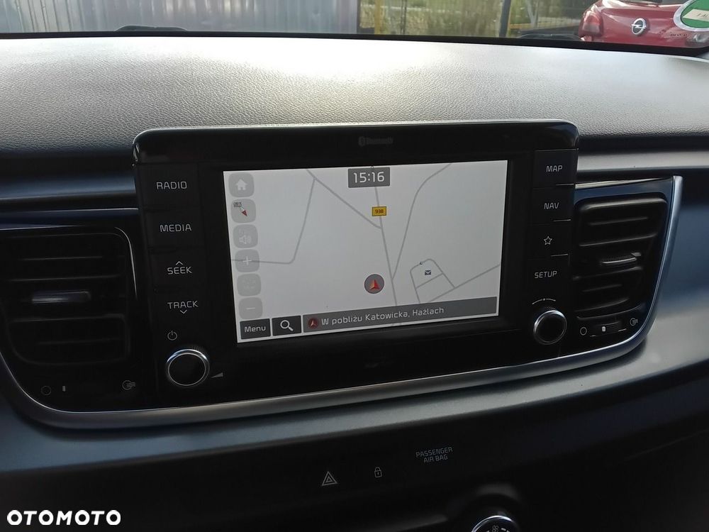 Kia Rio - 18