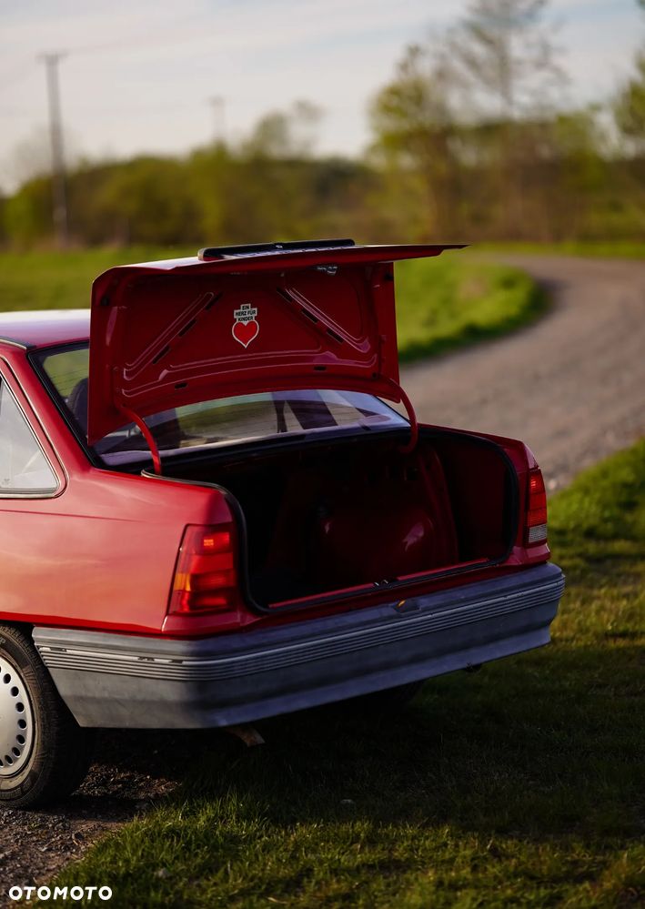 Opel Kadett 1.3 - 17