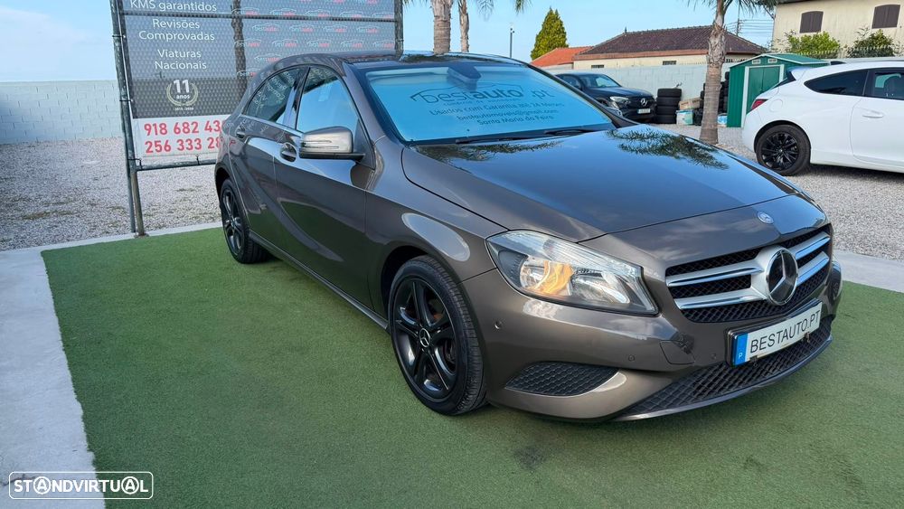 Mercedes-Benz A 180 - 4