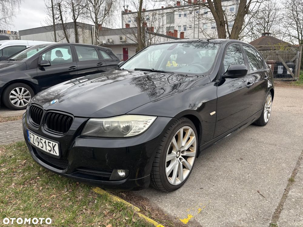 BMW Seria 3 318d DPF - 1