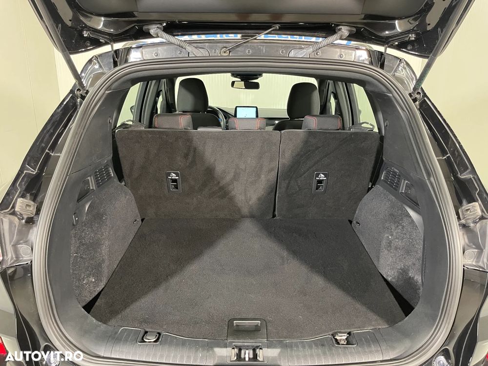 Ford Kuga 2.5 Duratec PHEV ST-LINE - 12