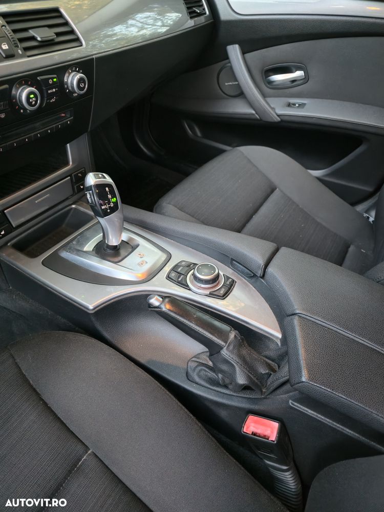 BMW Seria 5 520d Aut. Edition Exclusive - 16
