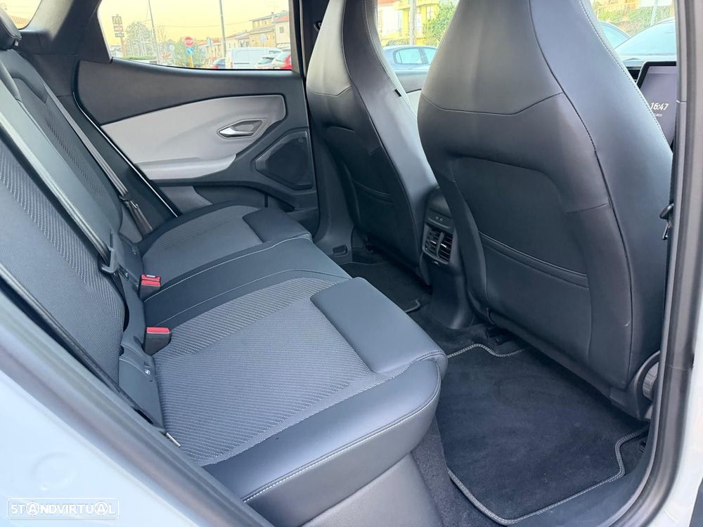 Ford Explorer 77 kWh Select - 15