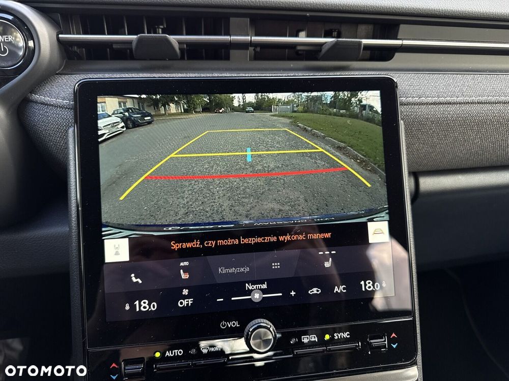Lexus LBX 1.5 Hybrid - 16