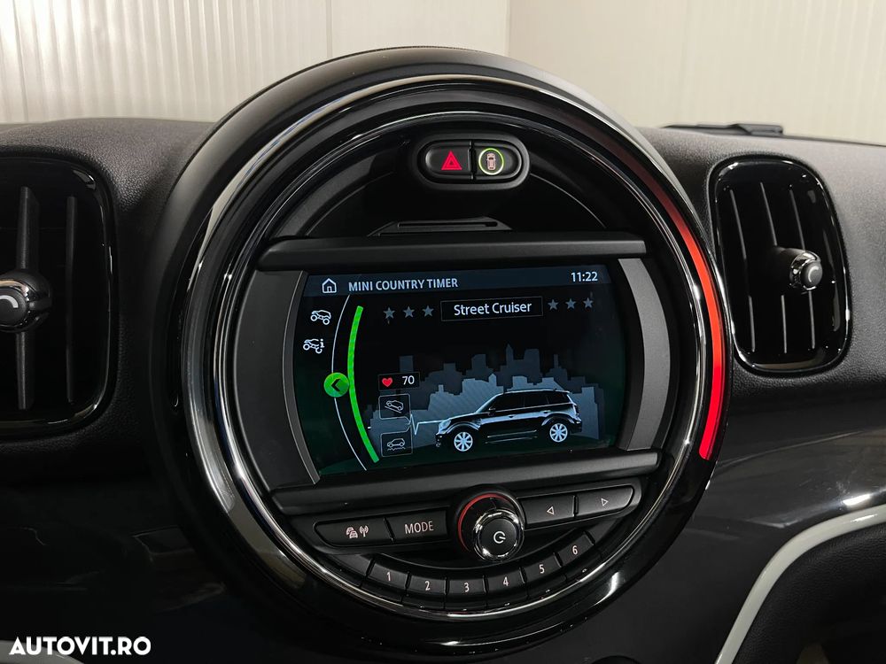 Mini Countryman Cooper S E ALL4 AT - 21