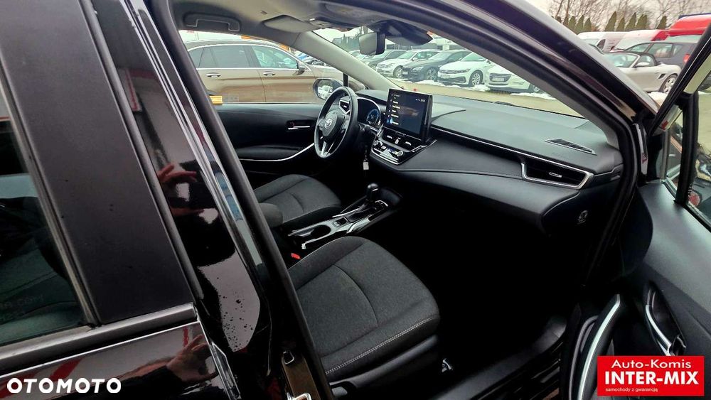 Toyota Corolla - 32