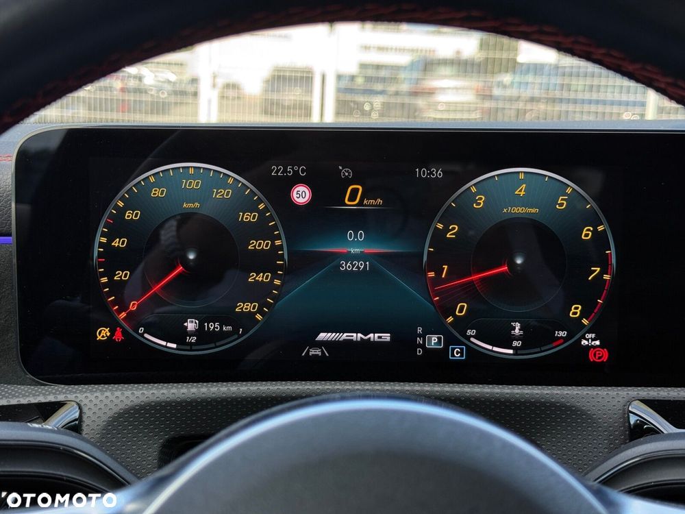 Mercedes-Benz CLA AMG 35 4-Matic 7G-DCT - 32