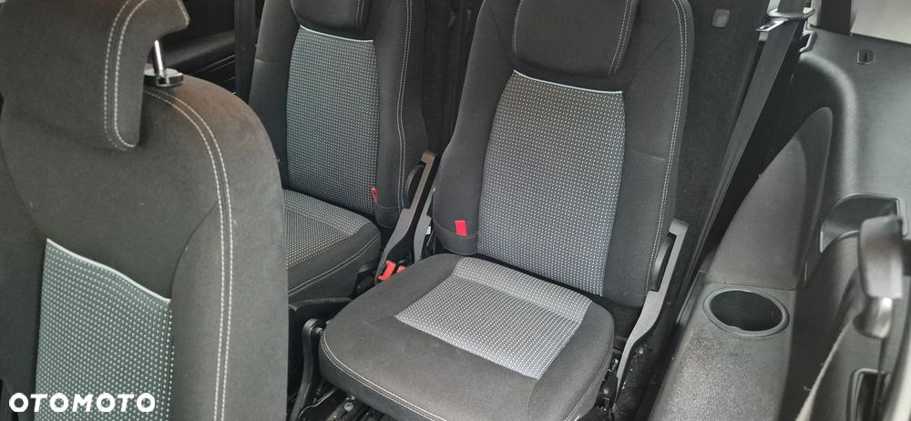 Ford Galaxy 2.0 TDCi Trend - 19