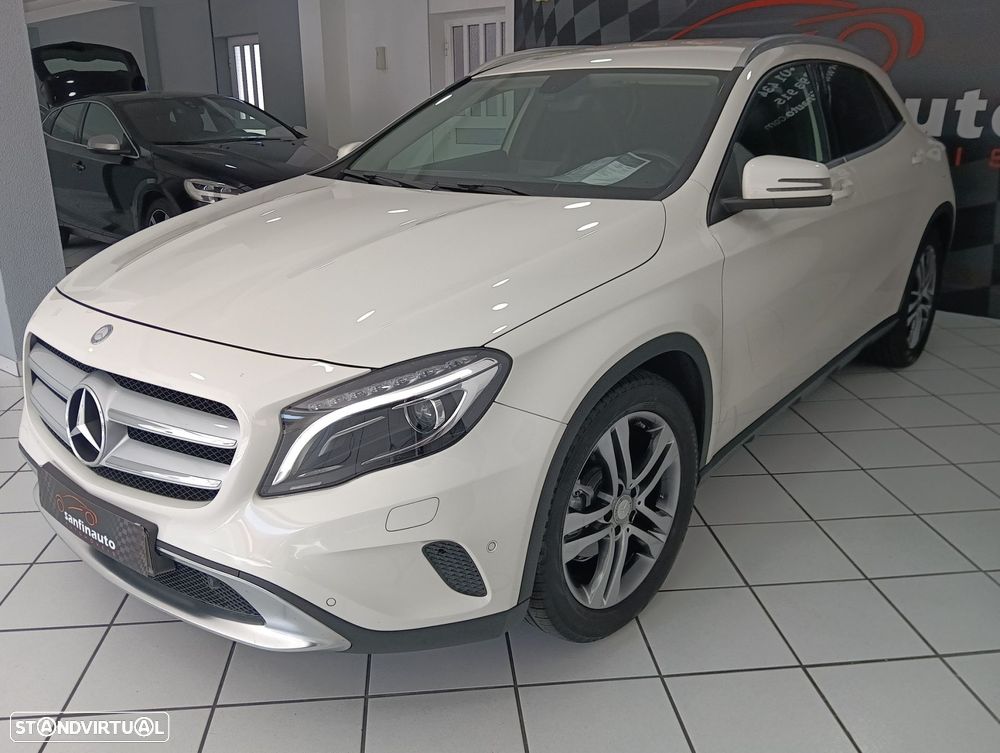 Mercedes-Benz GLA 200 - 3