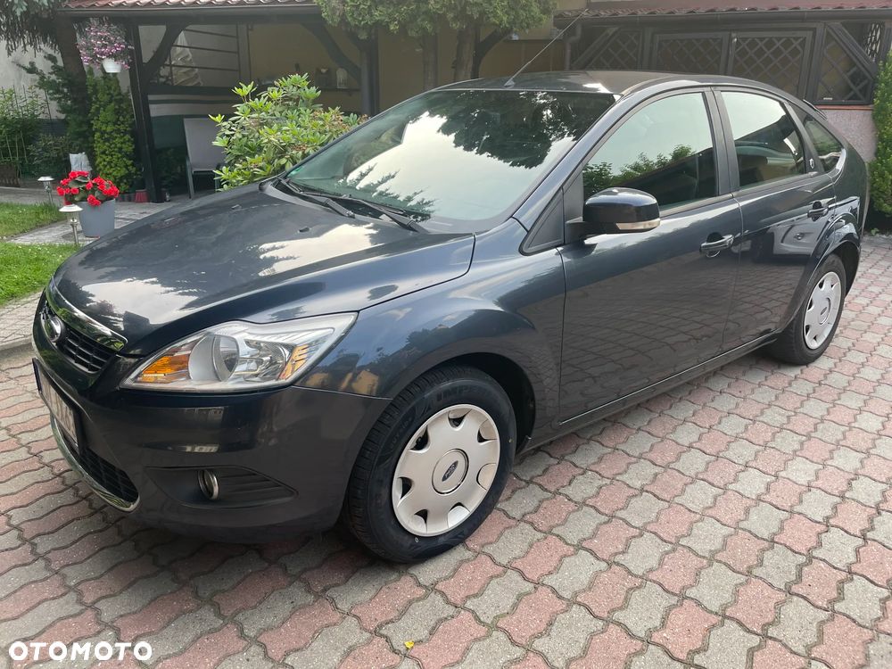 Ford Focus Ghia - 7
