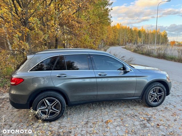 Mercedes-Benz GLC - 16