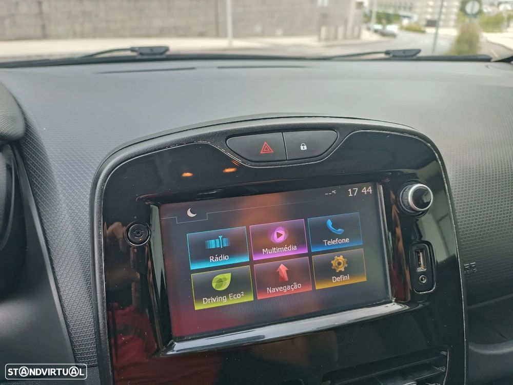 Renault Clio (Energy) TCe 90 Start & Stop LIMITED - 17