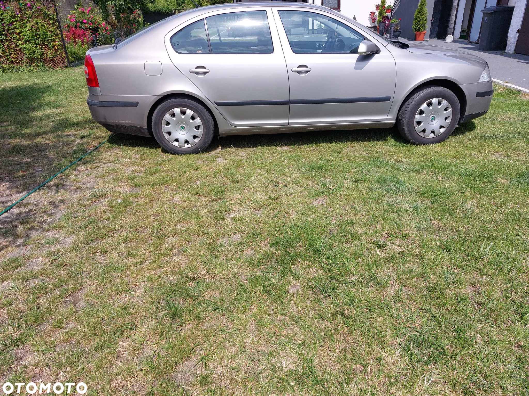 Skoda Octavia 1.6 FSI Elegance - 11