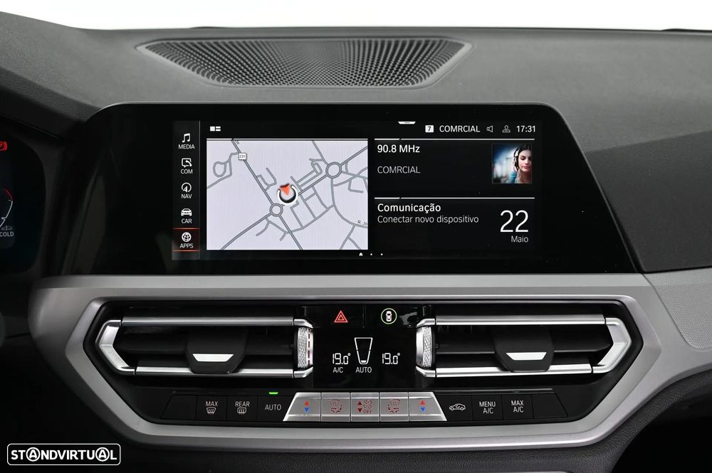 BMW 318 d Auto - 21