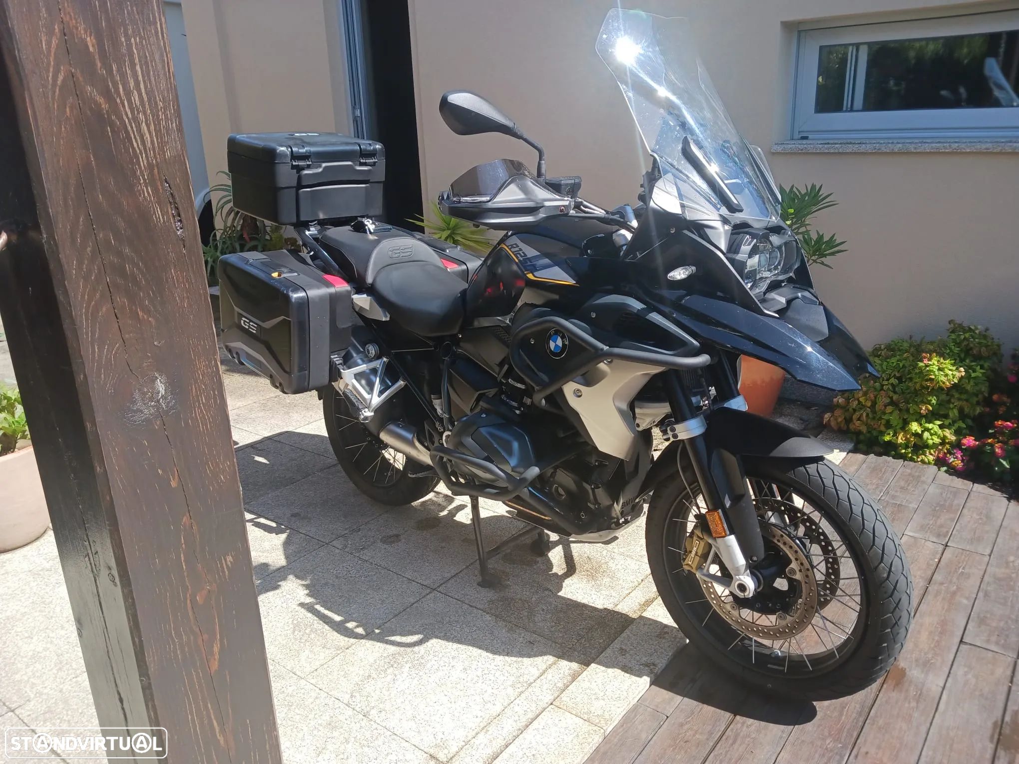 BMW R 1250 GS Exclusive- versão low - 1